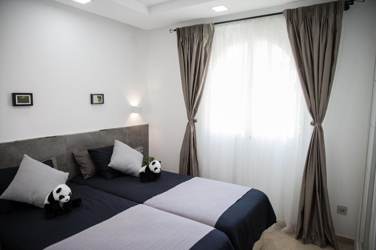 Spacious 200 Sq.M. Penthouse With Sea View Terraces Торремолинос Экстерьер фото
