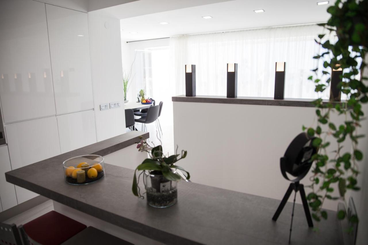 Spacious 200 Sq.M. Penthouse With Sea View Terraces Торремолинос Экстерьер фото