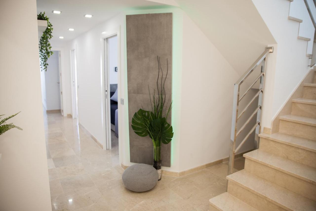 Spacious 200 Sq.M. Penthouse With Sea View Terraces Торремолинос Экстерьер фото